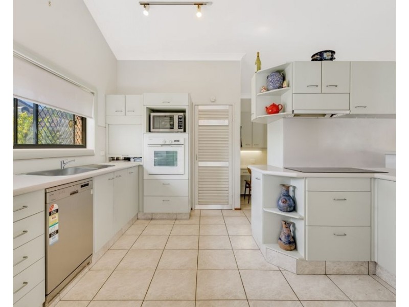 110 Jacaranda Avenue, Tweed Heads West NSW 2485