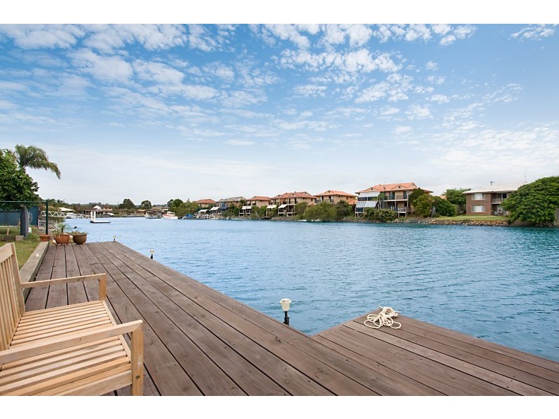 76 Jacaranda Ave, Tweed Heads NSW 2485