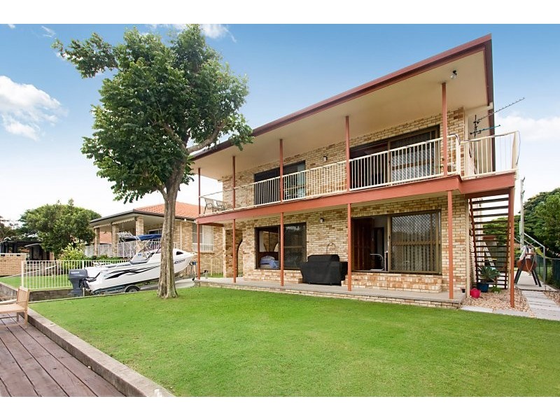 76 Jacaranda Ave, Tweed Heads NSW 2485