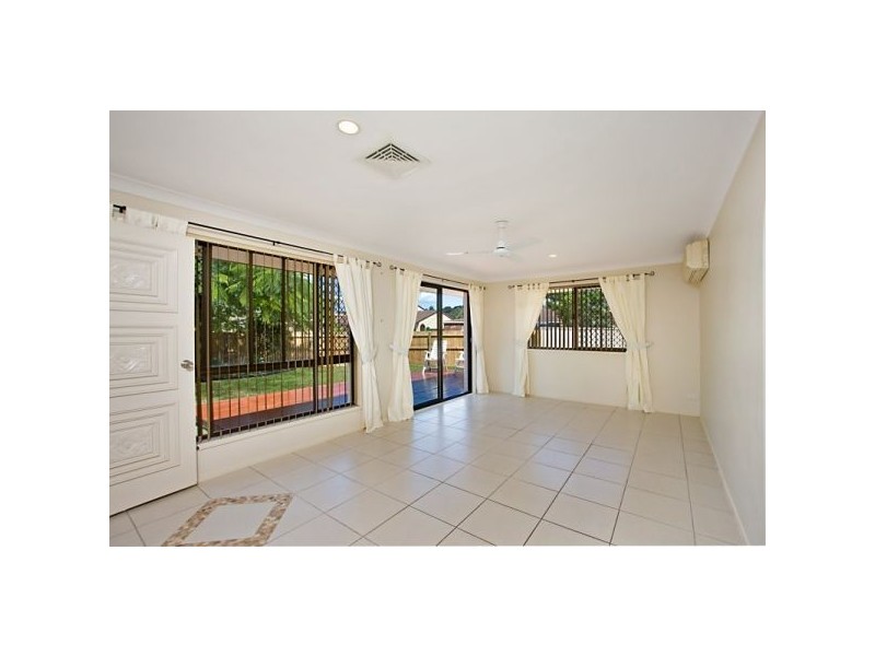 1/1 Pelican Place, Tweed Heads West NSW 2485
