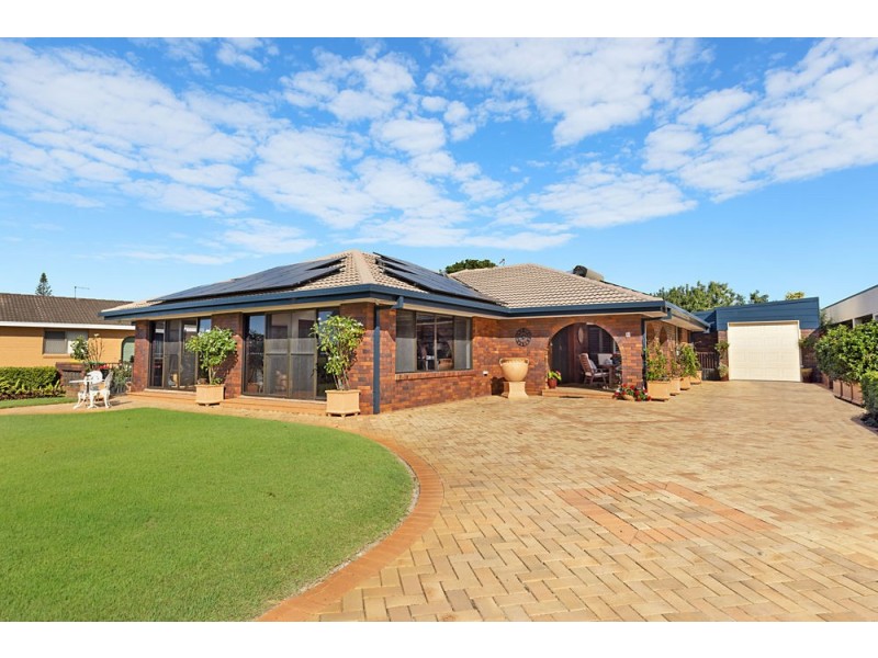 52 Keith Compton Drive, Tweed Heads NSW 2485