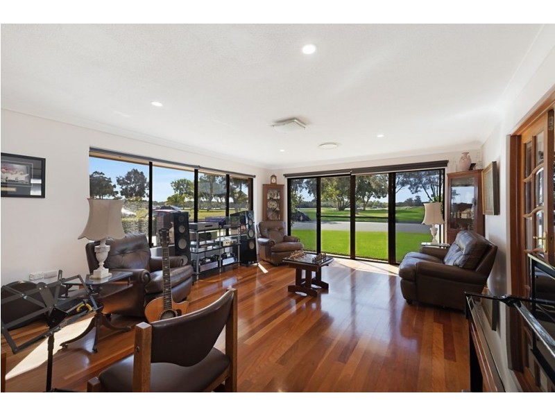 52 Keith Compton Drive, Tweed Heads NSW 2485