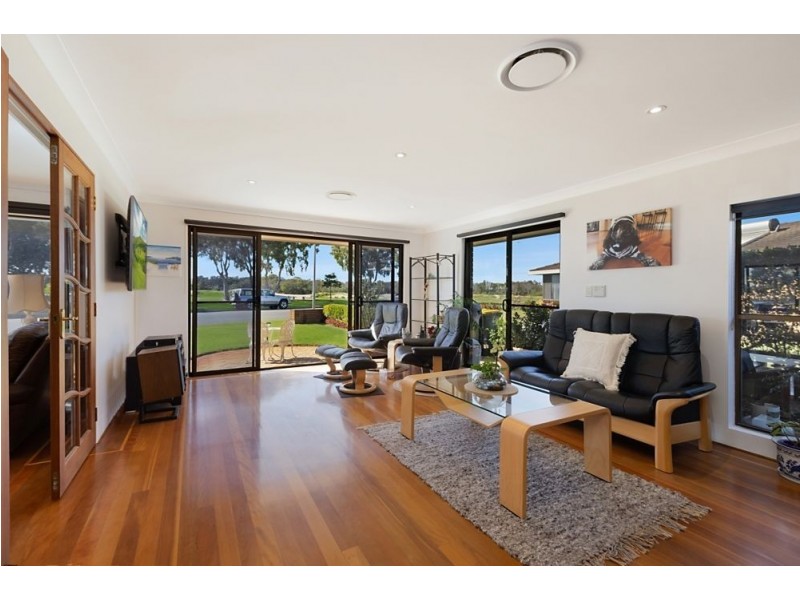 52 Keith Compton Drive, Tweed Heads NSW 2485