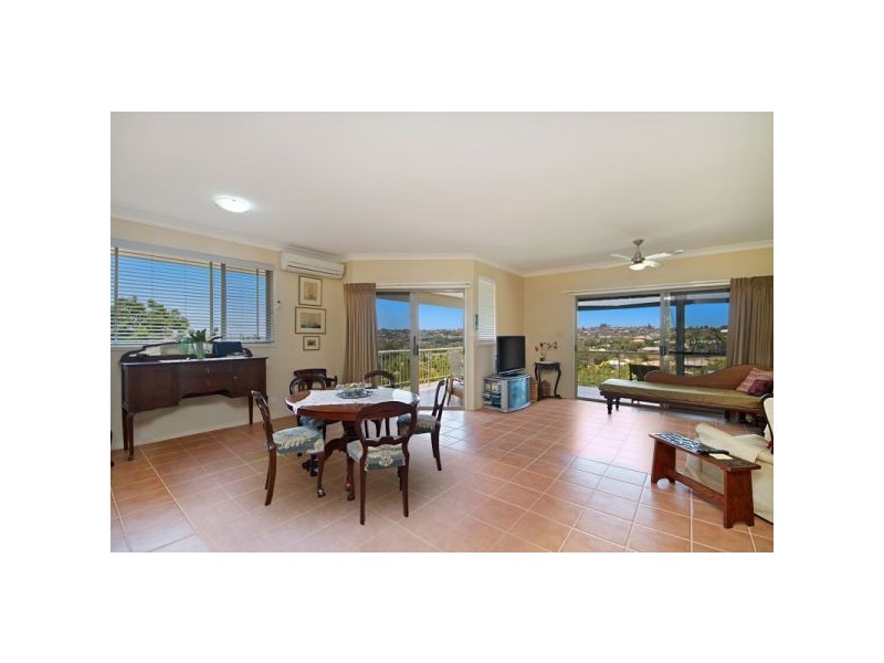 100 Ash Drive, Banora Point NSW 2486