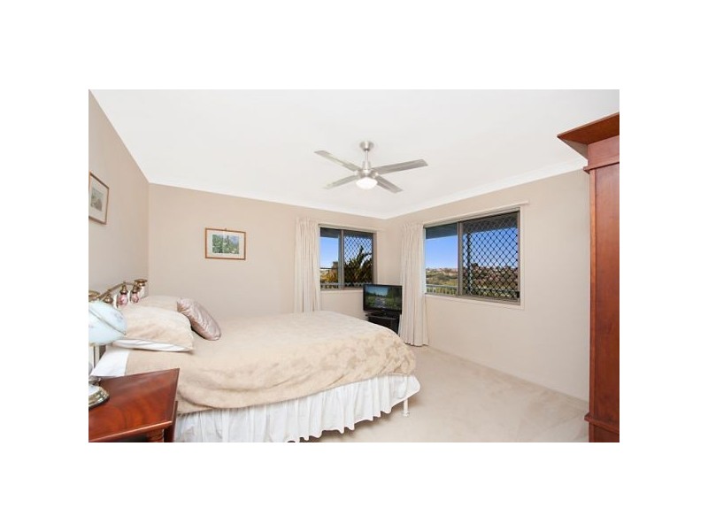 100 Ash Drive, Banora Point NSW 2486
