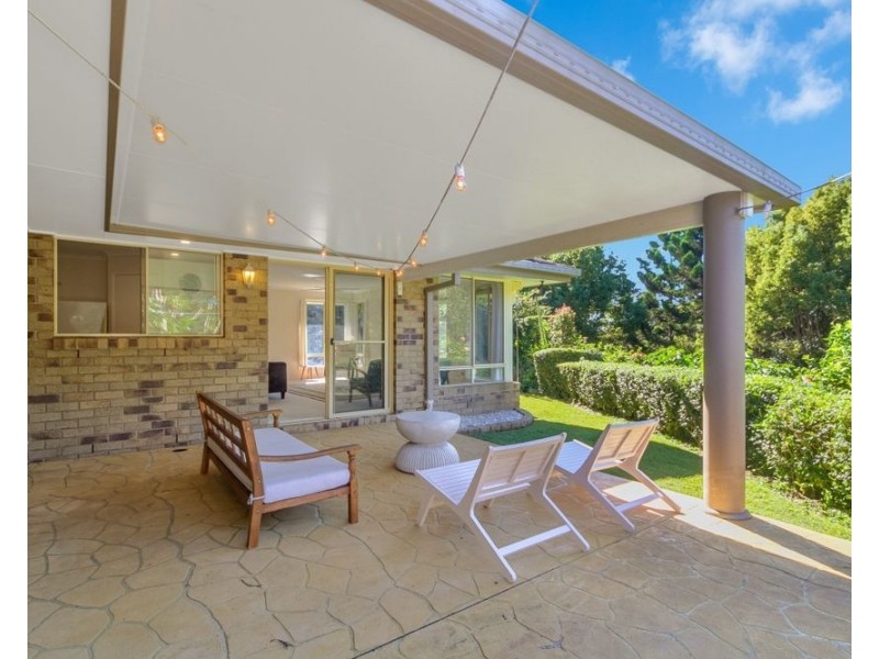 11 Champagne Drive, Tweed Heads South NSW 2486