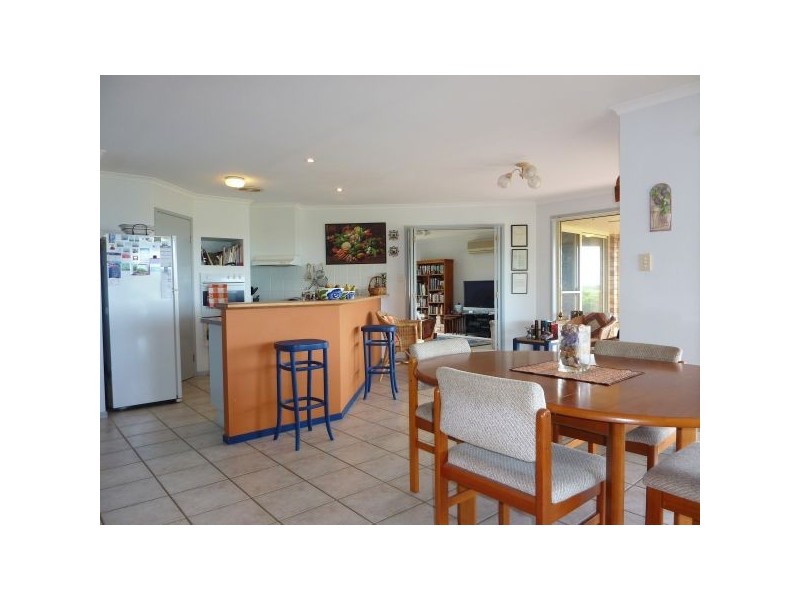 10 Barton Street, Terranora NSW 2486