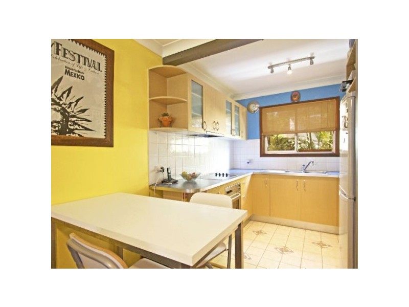 2/46 Garrick Street, Coolangatta QLD 4225
