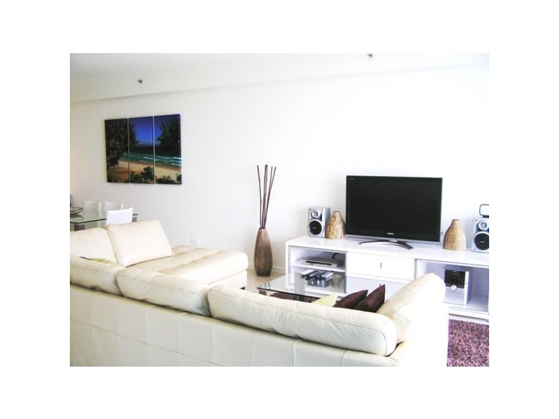 304/120 Marine Parade, Coolangatta QLD 4225