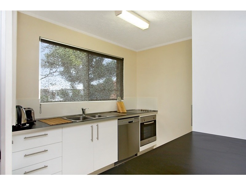 5/28 Coolangatta Rd, Coolangatta QLD 4225