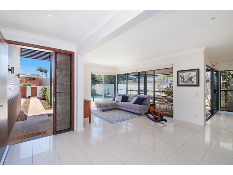 22 Korina Avenue, Coolangatta QLD 4225