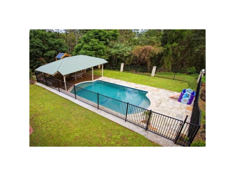 4 Shady Lane, Banora Point NSW 2486