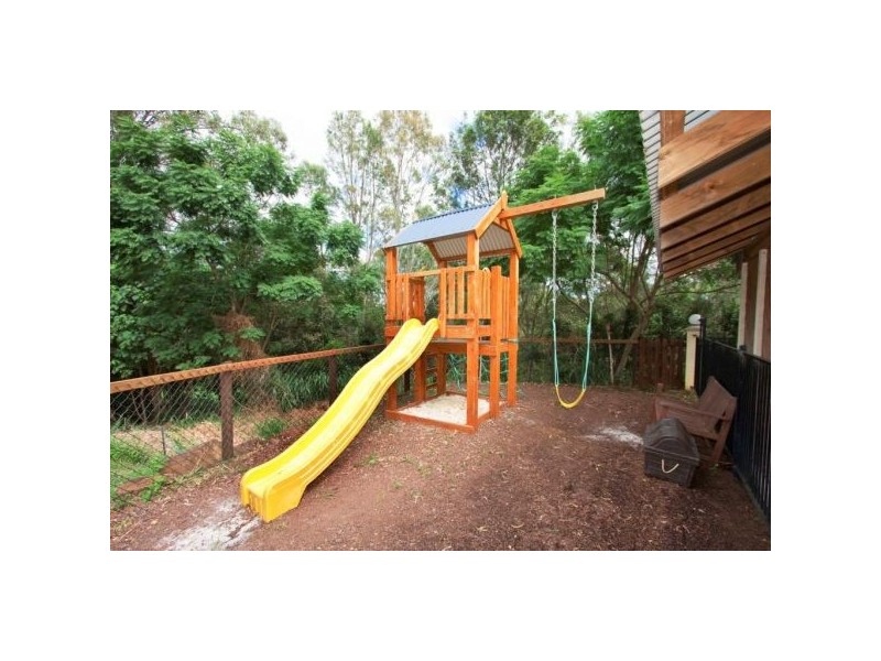 4 Shady Lane, Banora Point NSW 2486