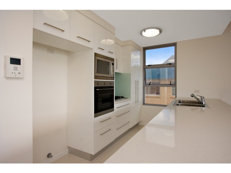 3/20 Hill Street, Rainbow Bay QLD 4225