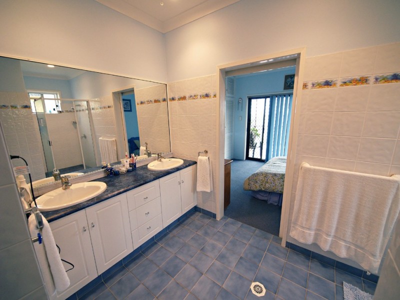 15 Mountain View Espl, Bilambil Heights NSW 2486