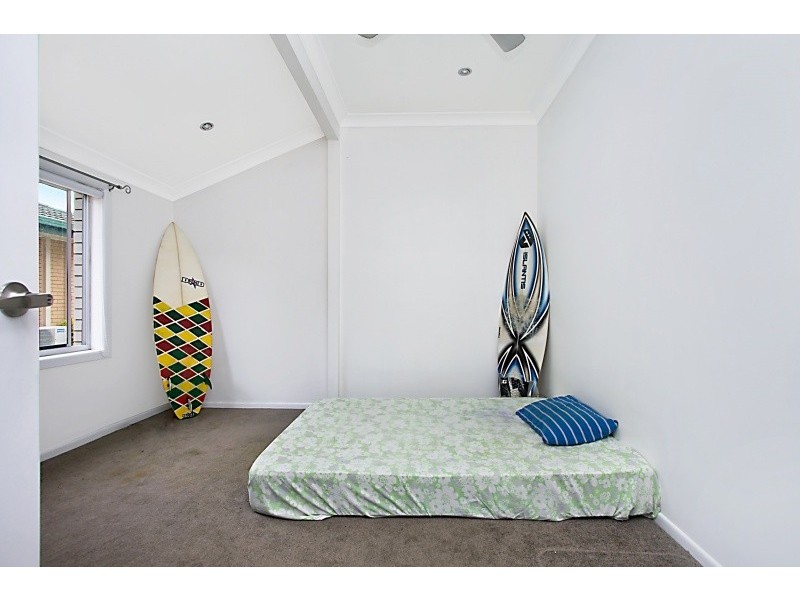 2/76 Dutton Street, Coolangatta QLD 4225