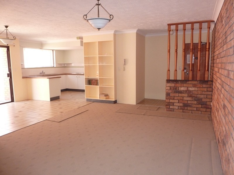 7/153 Golden Four Dr, Bilinga QLD 4225