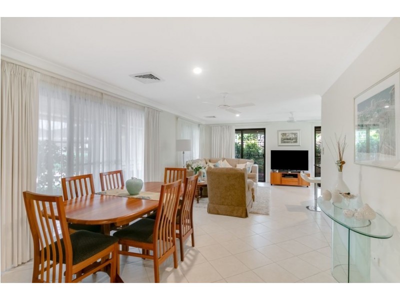 2/19 Banks Ave, Tweed Heads NSW 2485