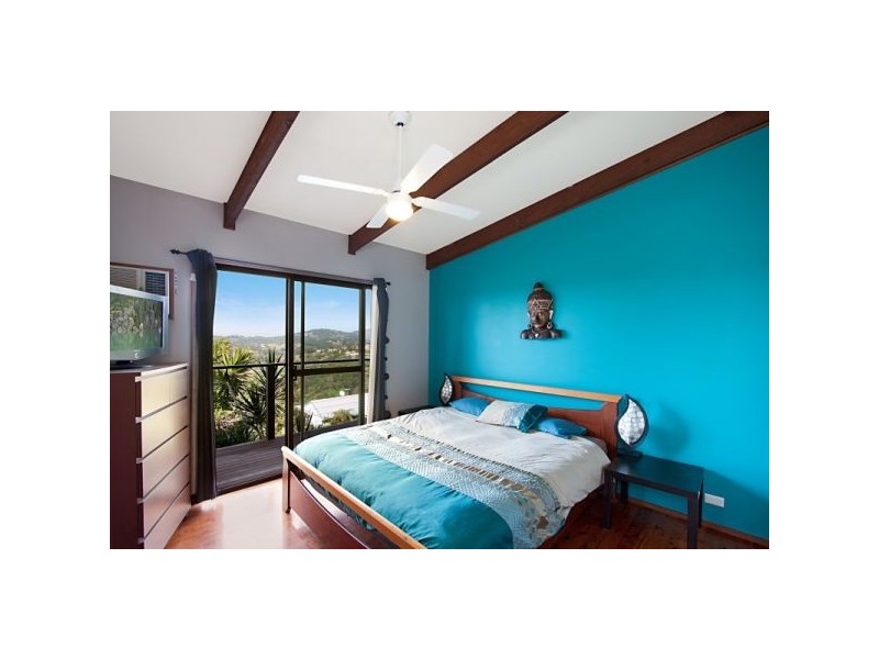 6 Broadwater Esplanade, Bilambil Heights NSW 2486