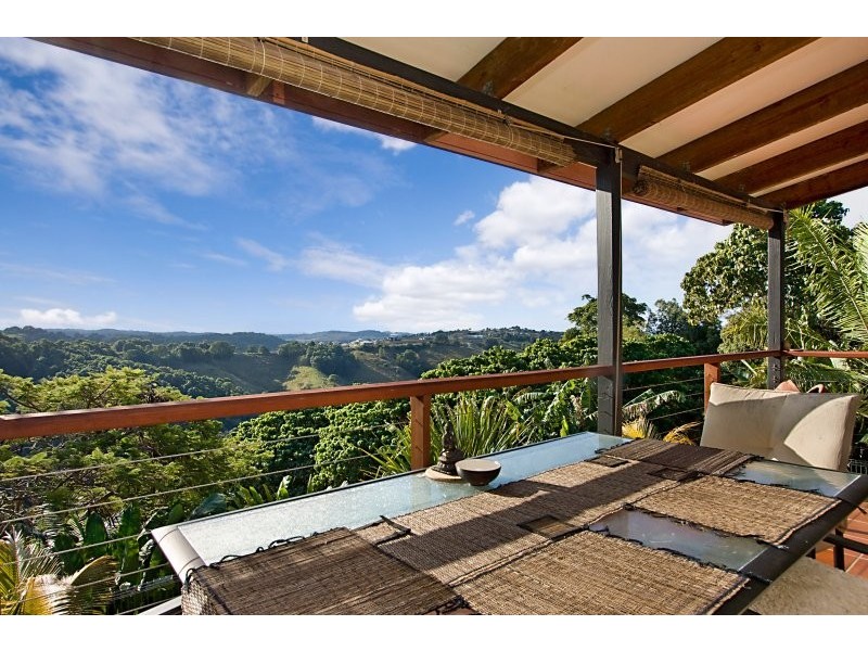 84 Peninsula, Bilambil Heights NSW 2486