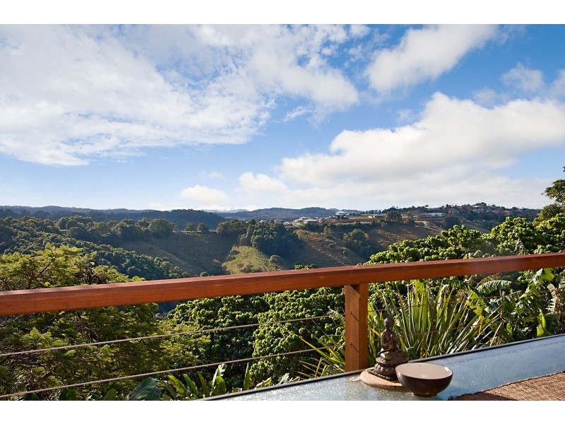 84 Peninsula, Bilambil Heights NSW 2486