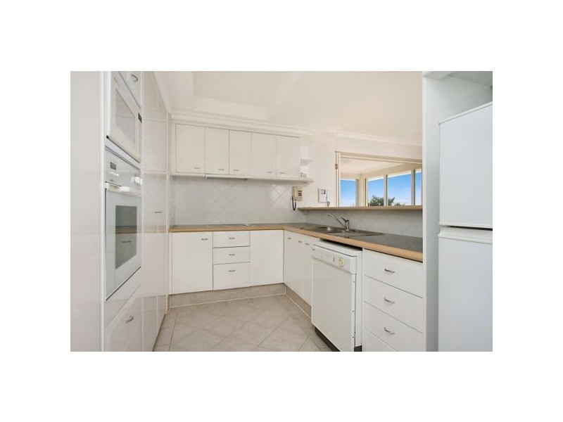 6/1 Tweed Terrace, Rainbow Bay QLD 4225