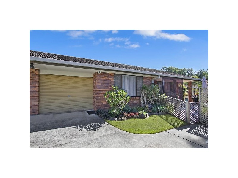 2/11 Lakes Drive, Tweed Heads West NSW 2485