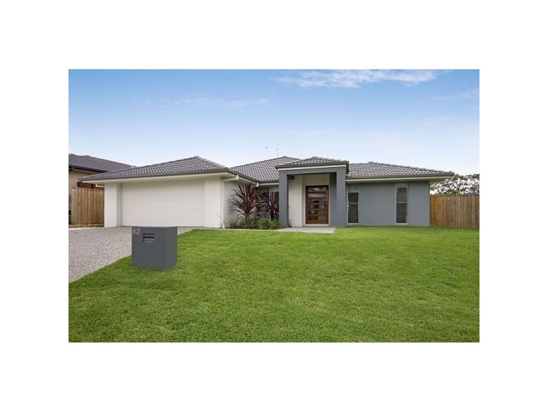 82 Botanical Circuit, Banora Point NSW 2486