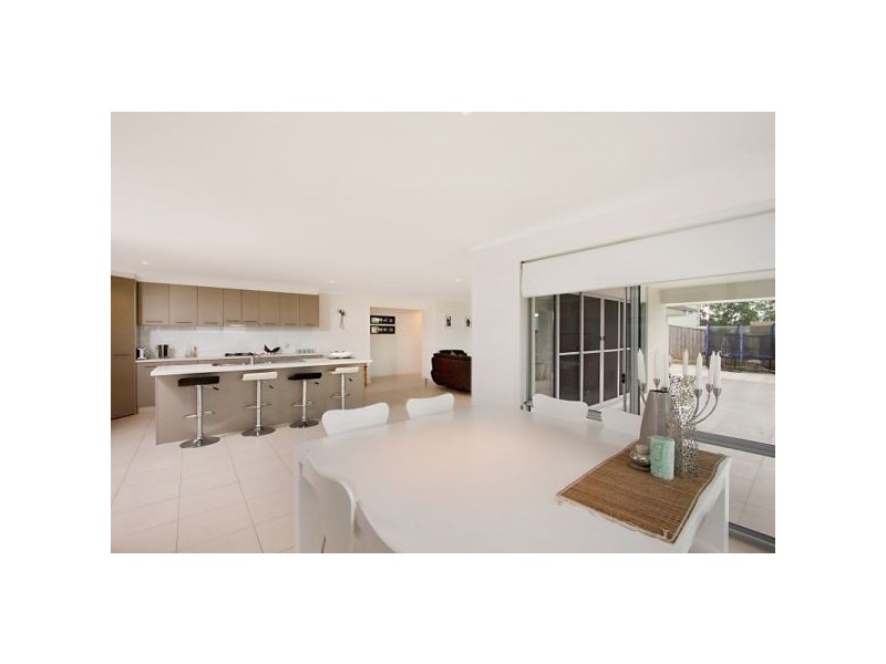 82 Botanical Circuit, Banora Point NSW 2486