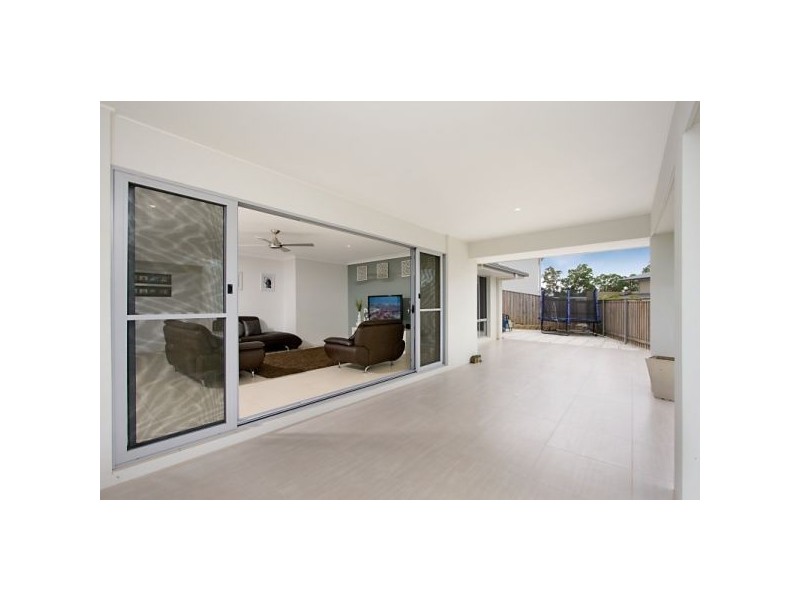 82 Botanical Circuit, Banora Point NSW 2486