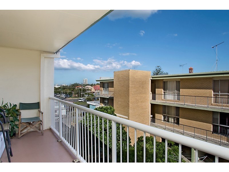 8/18 Garrick Street, Coolangatta QLD 4225