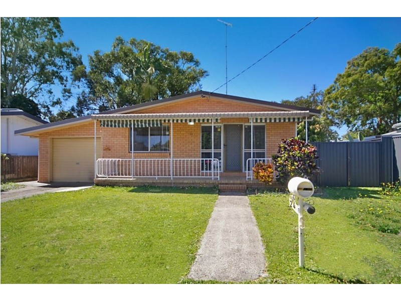 24 Floral Avenue, Tweed Heads South NSW 2486