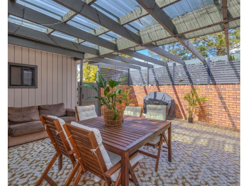 41 Stapylton Street, Coolangatta QLD 4225