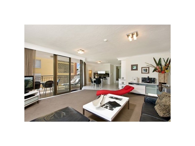 1A 166 Marine Parade, Rainbow Bay QLD 4225