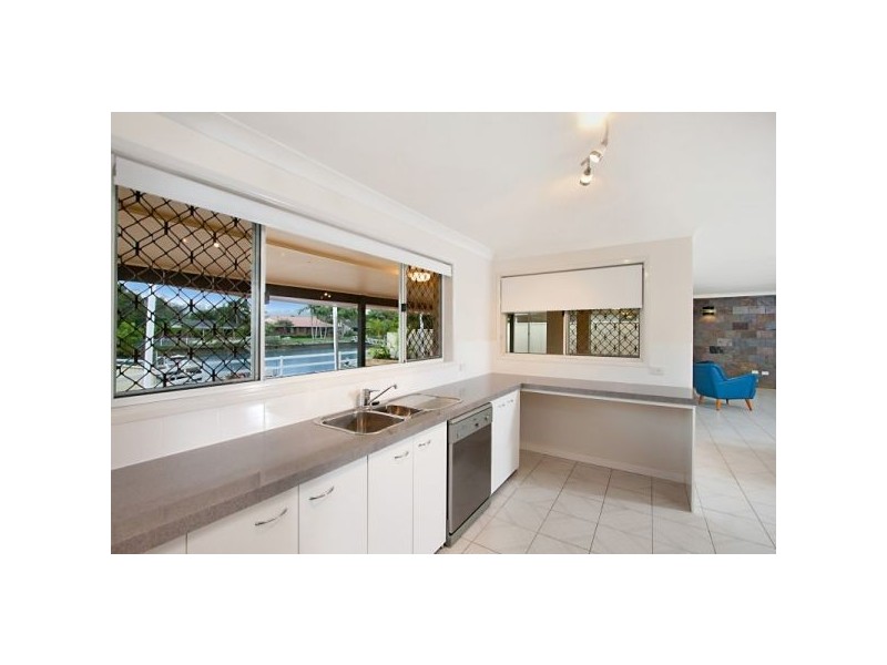 4  Tiller, Currumbin Waters QLD 4223
