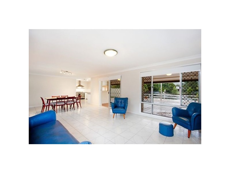 4  Tiller, Currumbin Waters QLD 4223