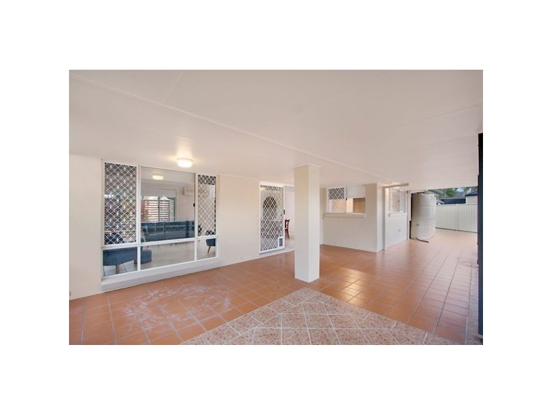 4  Tiller, Currumbin Waters QLD 4223