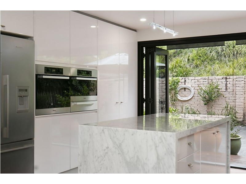 21 Lansell Avenue, Currumbin QLD 4223