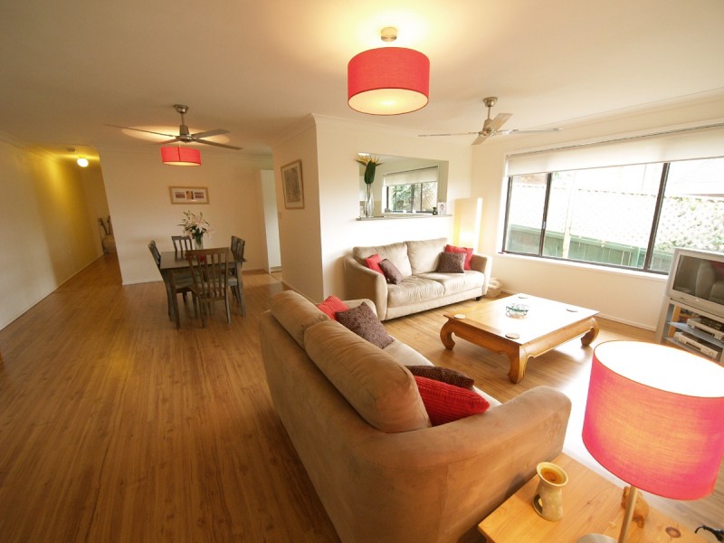 2/23 Martinelli Avenue, Banora Point NSW 2486