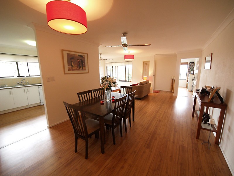 2/23 Martinelli Avenue, Banora Point NSW 2486