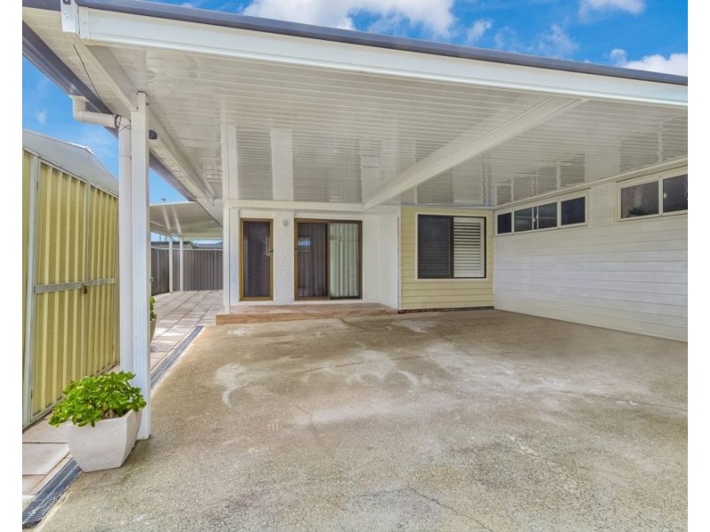 2/33 Jacaranda Ave, Tweed Heads West NSW 2485