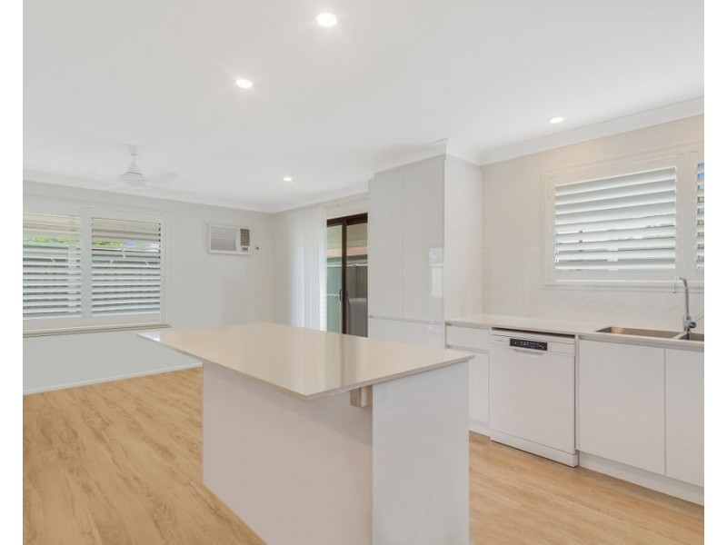 2/33 Jacaranda Ave, Tweed Heads West NSW 2485