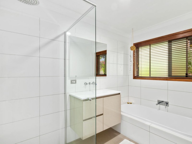 67 Peninsula Drive, Bilambil Heights NSW 2486