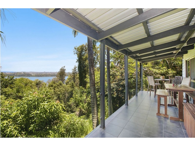 69 Peninsula Drive, Bilambil Heights NSW 2486