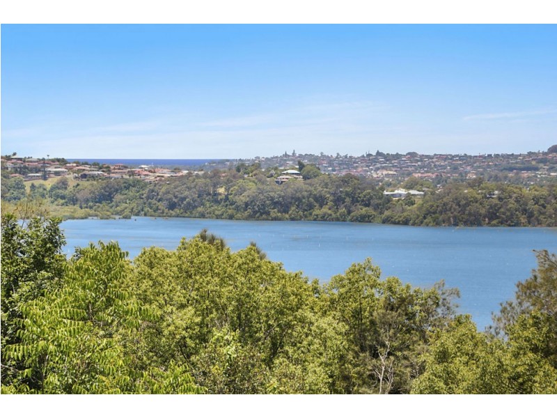 69 Peninsula Drive, Bilambil Heights NSW 2486