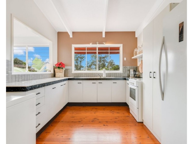 98 Garrick Street, Coolangatta QLD 4225