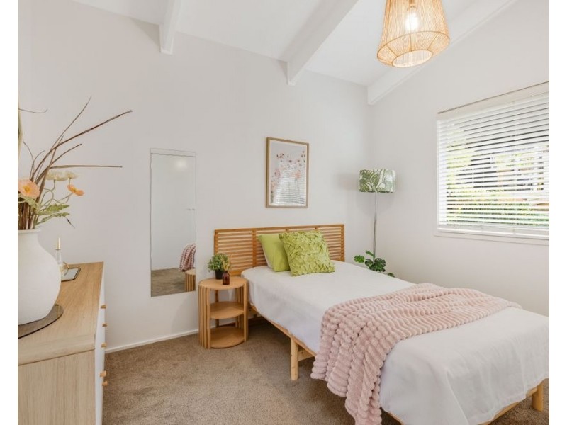 98 Garrick Street, Coolangatta QLD 4225