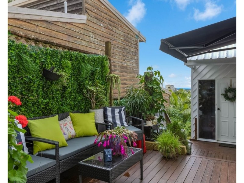 98 Garrick Street, Coolangatta QLD 4225