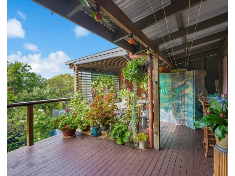 98 Garrick Street, Coolangatta QLD 4225