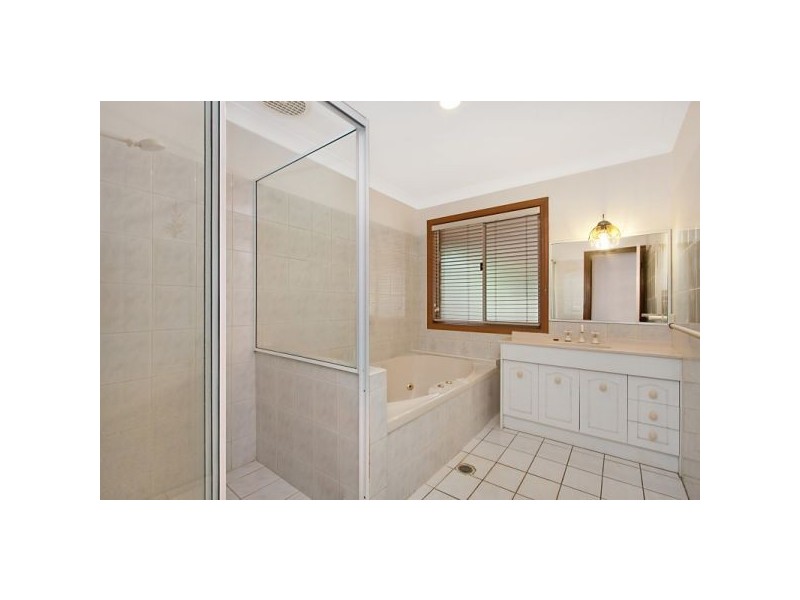 4 Glenbrae Drive, Terranora NSW 2486